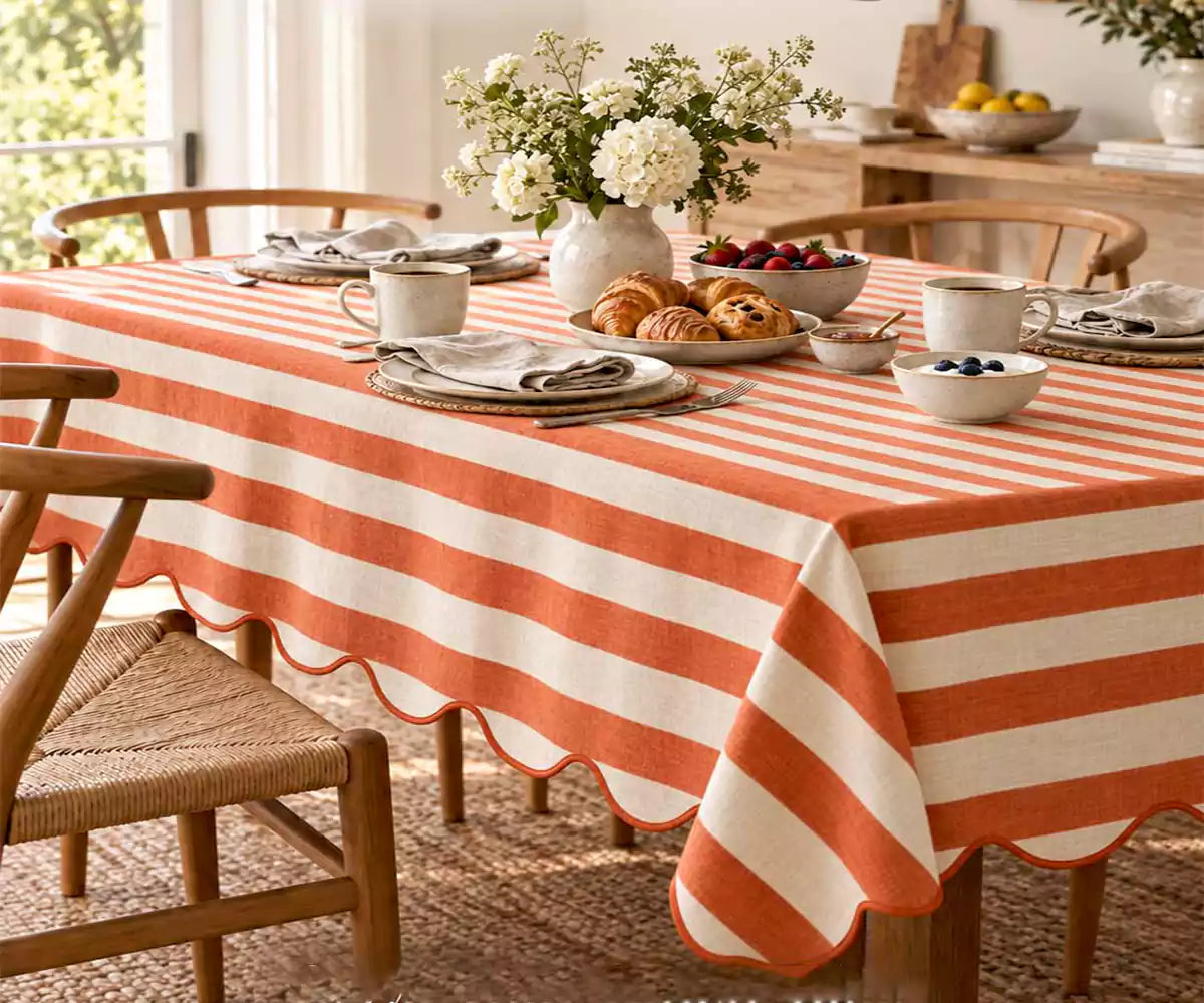 Scalloped Edge Tablecloth - Striped