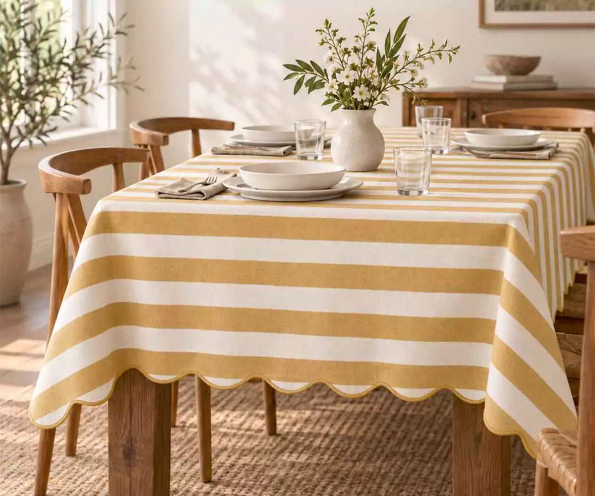 Scalloped Edge Tablecloth - Striped