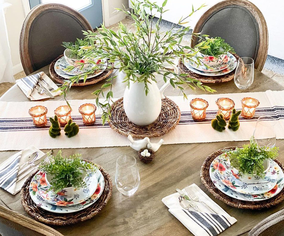 Enhance your dining experience with a striped runner, reflecting a timeless country aesthetic.