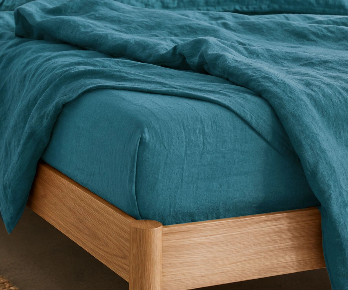 Teal linen bedding set with soft breathable bed sheets, luxury teal blue bedding for queen and king beds with deep pocket fitted sheet and pillowcases