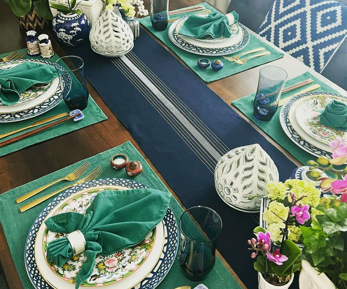 Green fabric placemats: Elevate your dining ambiance with charm and protection, ensuring a delightful and stylish mealtime experience.