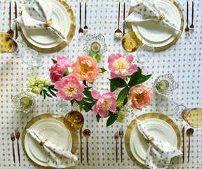 Transform your spring gatherings with the beauty of gold rectangle tablecloths, conveniently available in bulk quantities.
