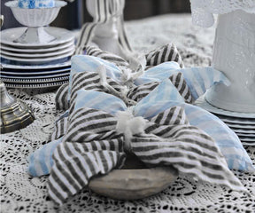 Soft washable linen napkins crafted for sustainable dining and reusable table accessories