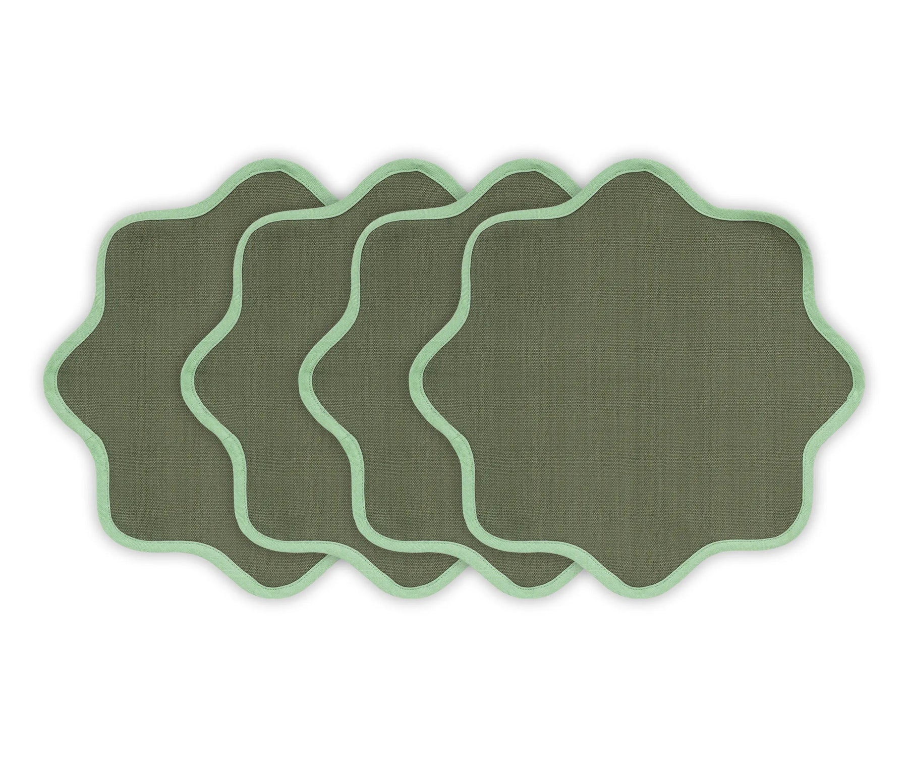 Reusable scalloped edge placemat in green, washable and wrinkle-resistant