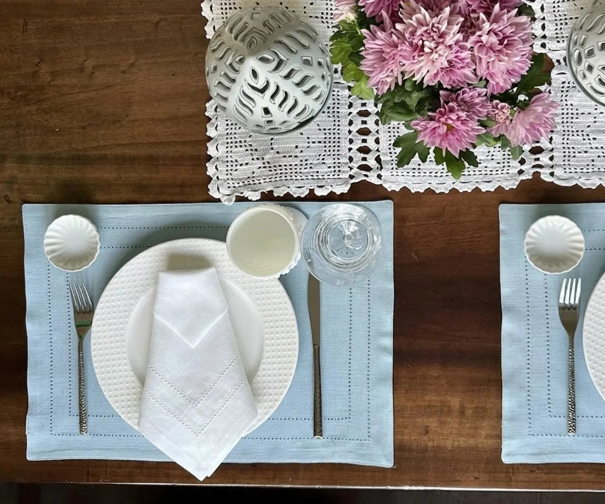 White cotton hemstitched dinner napkins, 20x20 inch reusable fabric napkins, soft absorbent washable cloth napkins for weddings, events, and everyday table use