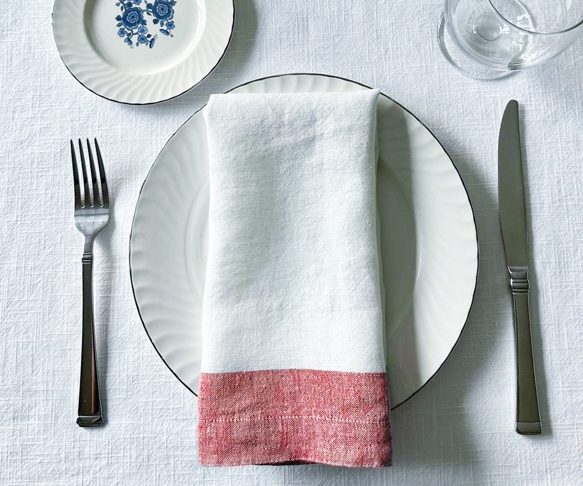 Rustic Table Linens: Set a charming and rustic tone with our Rustic Table Linens, perfect for creating a warm and inviting atmosphere in any dining space.