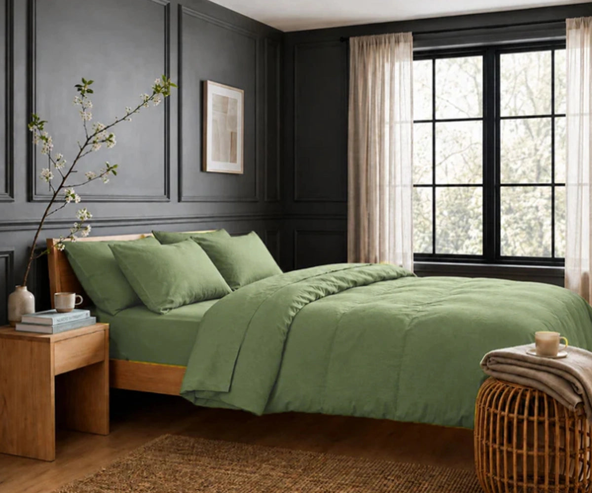 Premium willow leaf linen duvet cover crafted from 100% linen, featuring a soft, breathable, and durable design.
Ideal for luxury linen bedding, minimalist bedrooms, farmhouse décor, and sustainable home living.