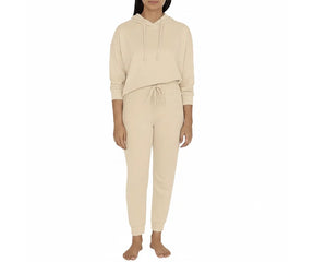Soft cotton women’s sweatsuit ideal for gym, lounging, or running errands in relaxed athletic style.