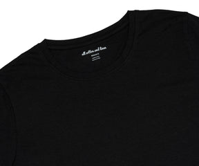 Basic black T-shirt with a timeless design