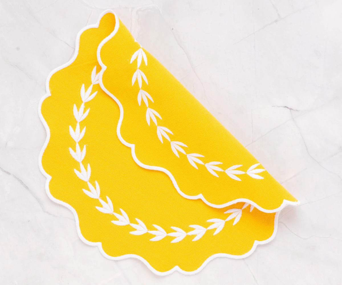 Yellow round cotton placemat, 15 and 17 inch sizes for dining table décor