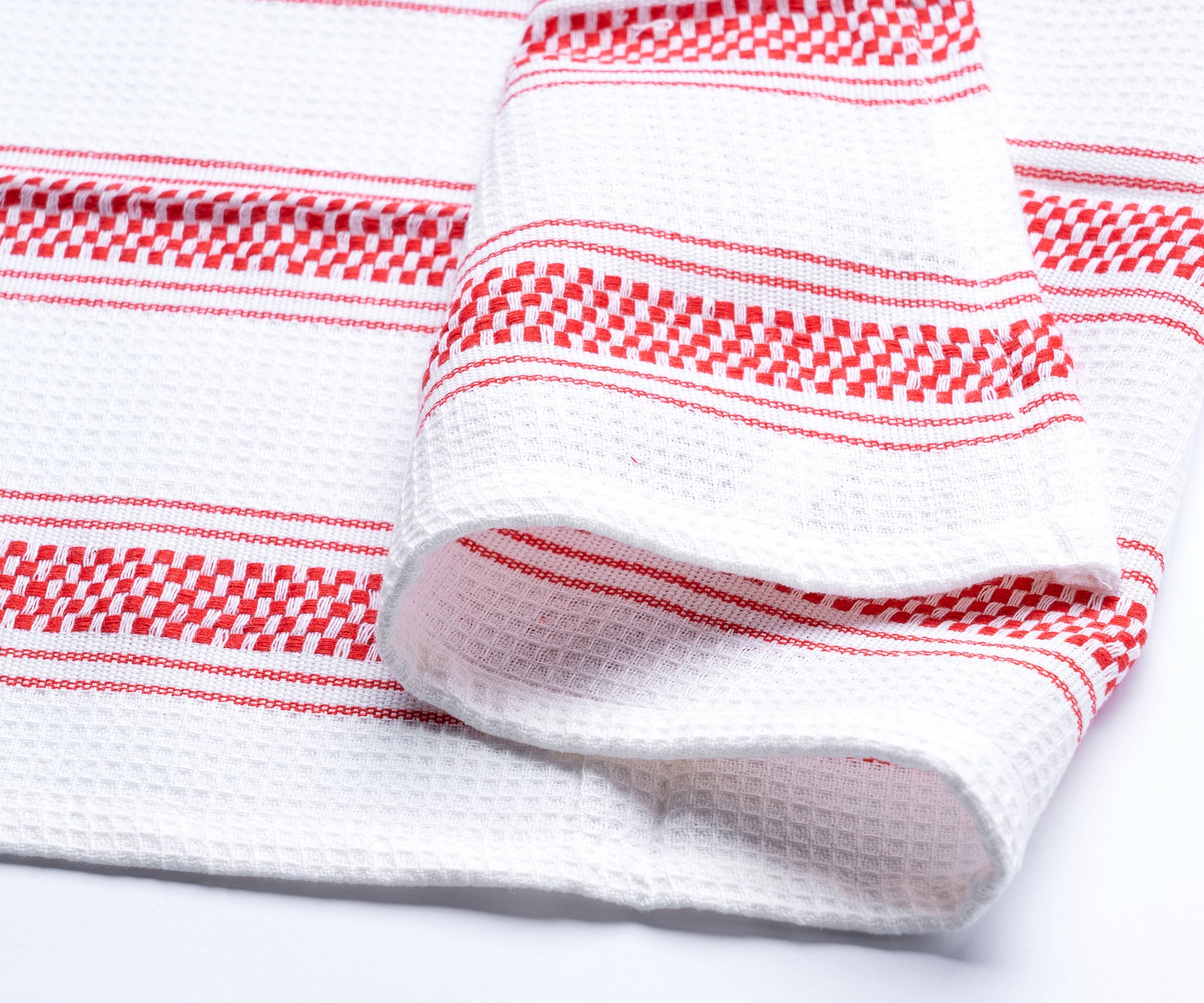 Treat yourself to the luxury of soft and red and White absorbent kitchen towels that add a touch of sophistication to your culinary space. 