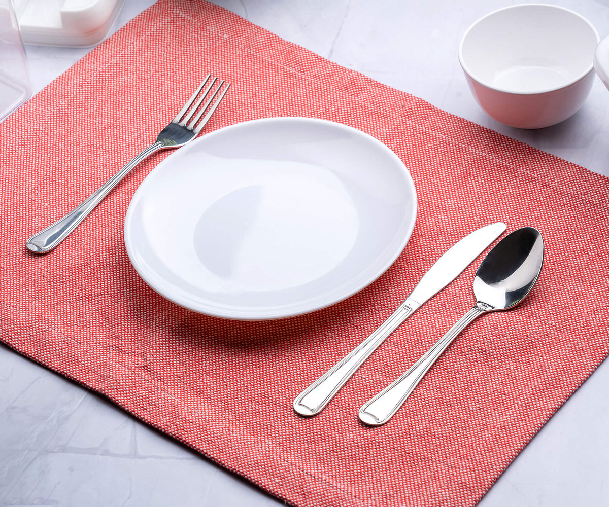 Valentine's day placemats-fabric placemats: Elevate your dining table with charm and protection, bringing style and practicality to your meals. Enjoy!