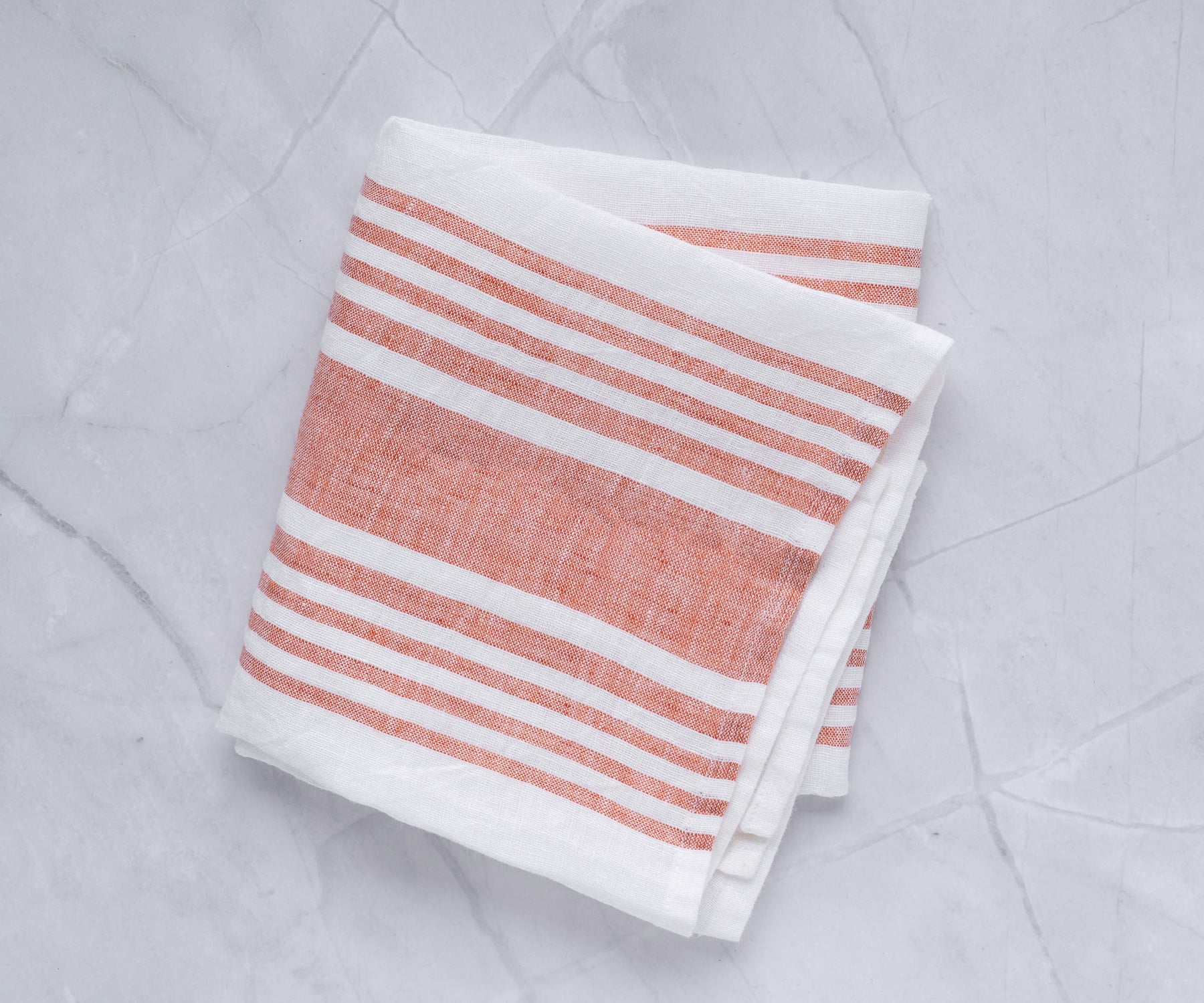 Experience the sheer beauty and unparalleled functionality of linen kitchen towels and dish towels, a perfect marriage of style and practicality for your kitchen.