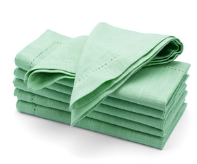 easter linen napkins green cloth napkins of size 18x18", set of 6 cloth napkins cotton are with borders arranged one above another.