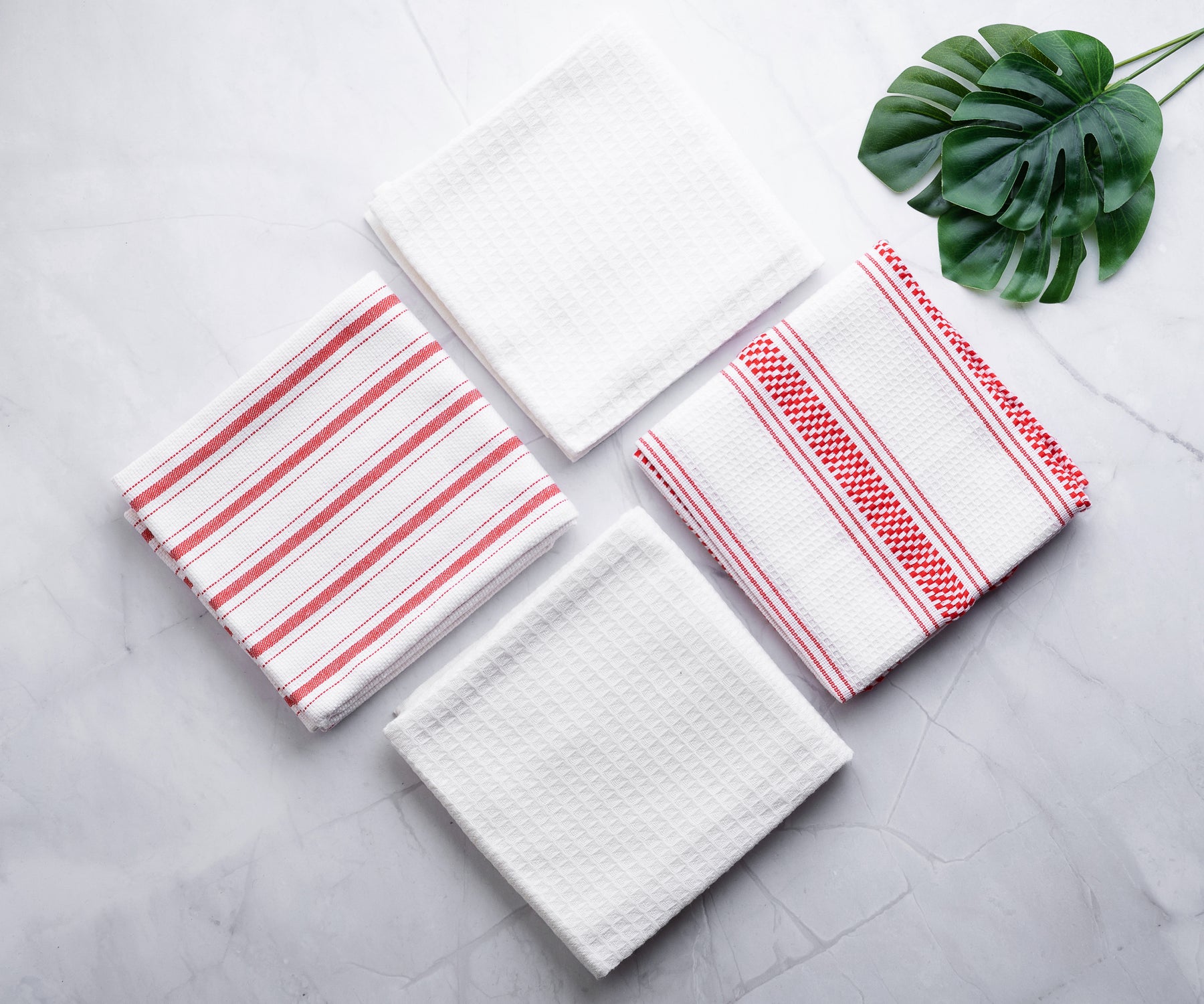 Red striped kitchen towels with hanging loop, red dish towels cotton are absorbent kitchen towels.