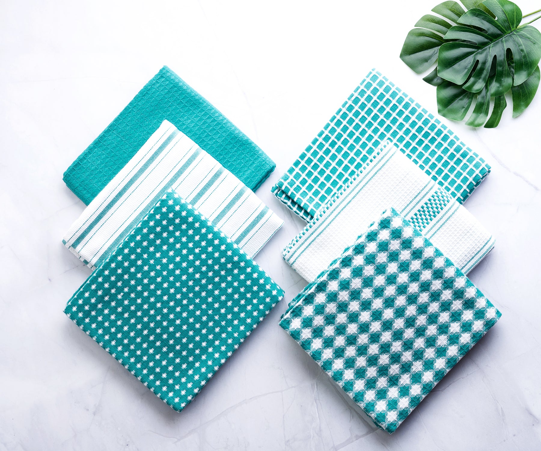 teal kitchen towels, linen kitchen towels for parties, farmhouse dish towels are use for easter parties.