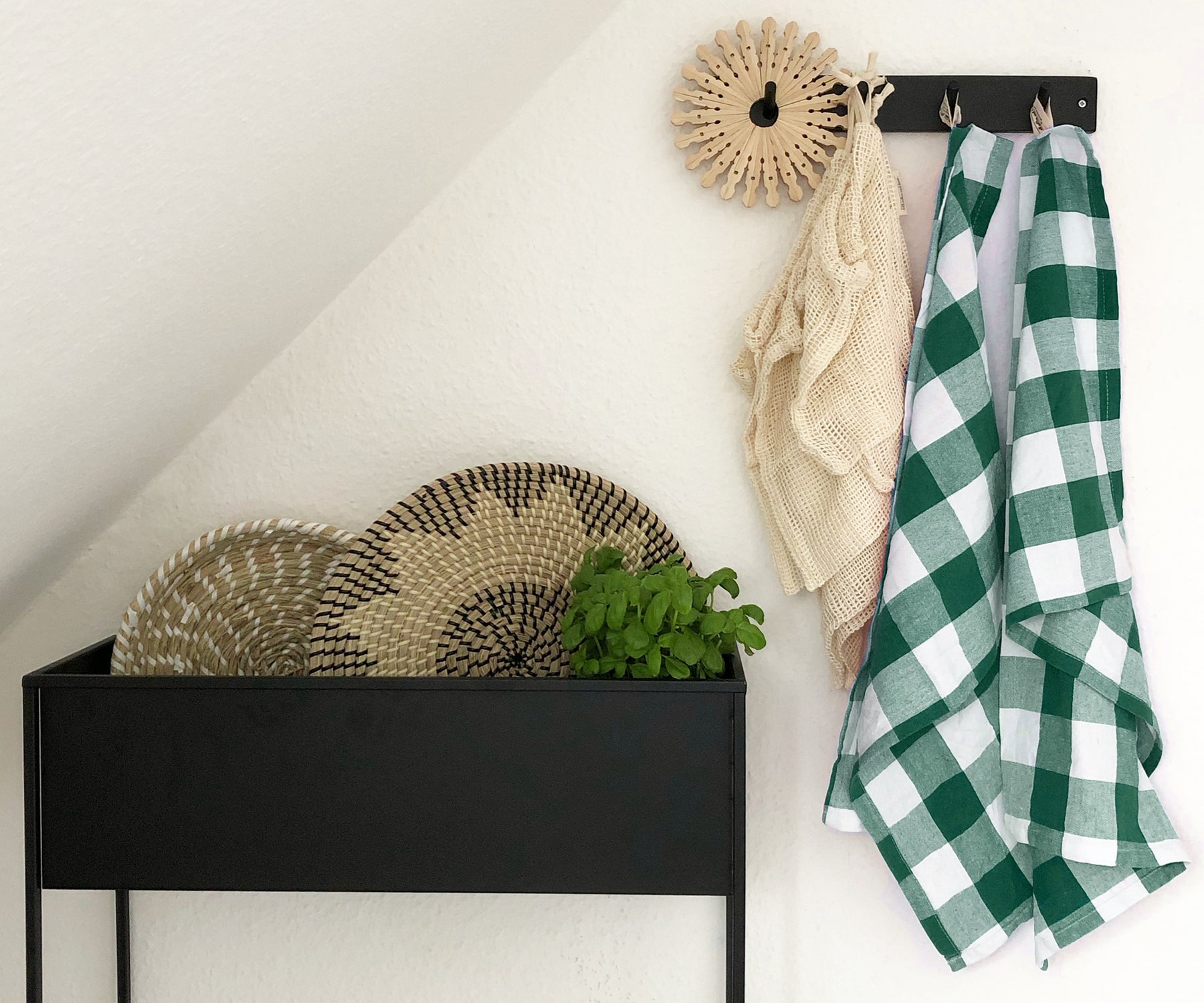 Green and white dish towels are a fun and festive choice for kitchens, perfect for the holidays or any special occasion.