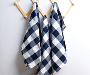 Blue and white towels are a popular choice for kitchens, creating a nautical or coastal feel.