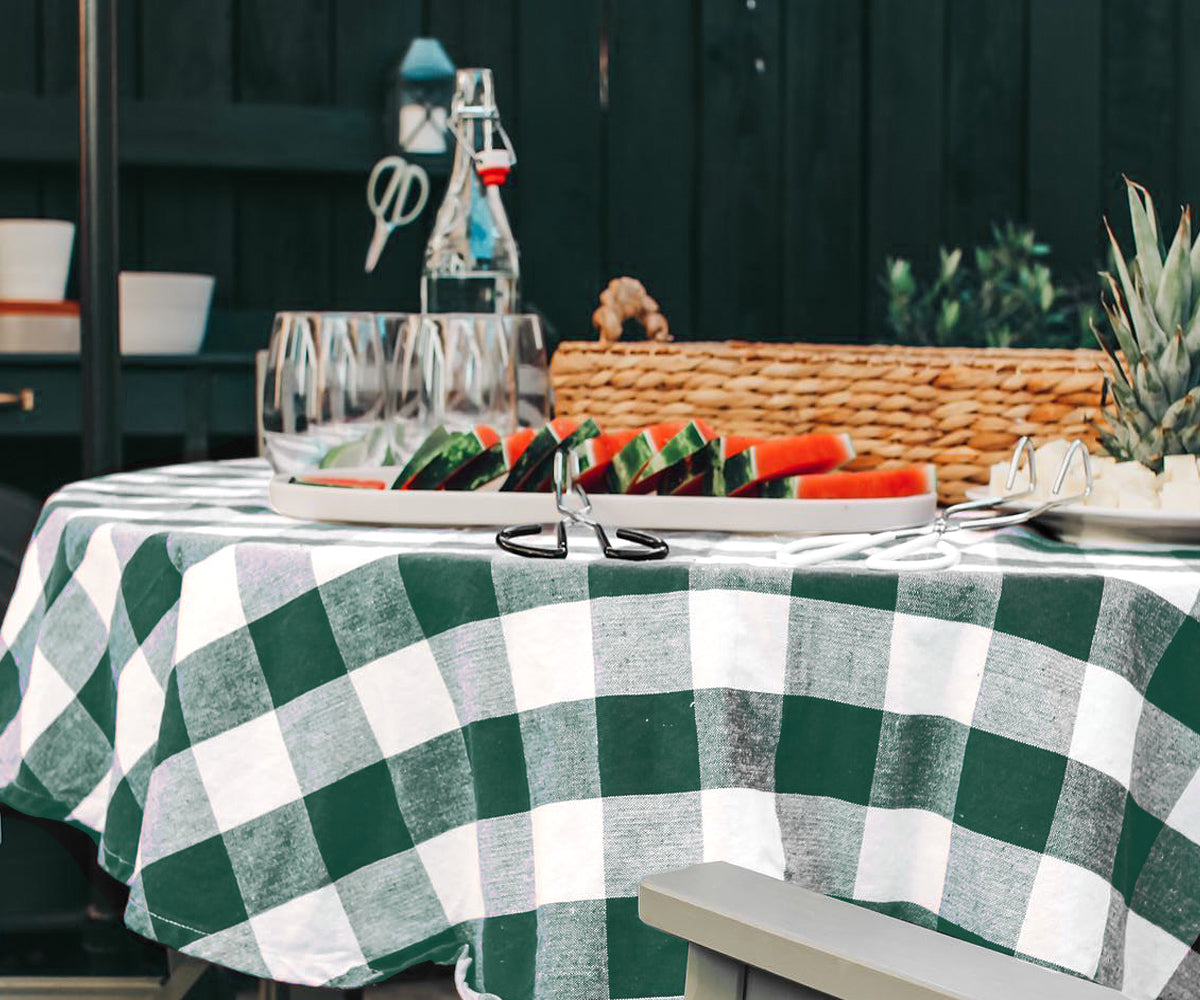 Elevate your dining with round, Thanksgiving-themed, and green tablecloths, adding a festive touch to gatherings.